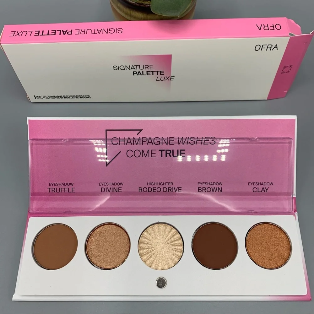 Ofra Eyeshadow Palette